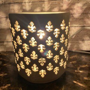 Shadow Lamp,Table Metal Bedside Lamps Vintage Style Leaf